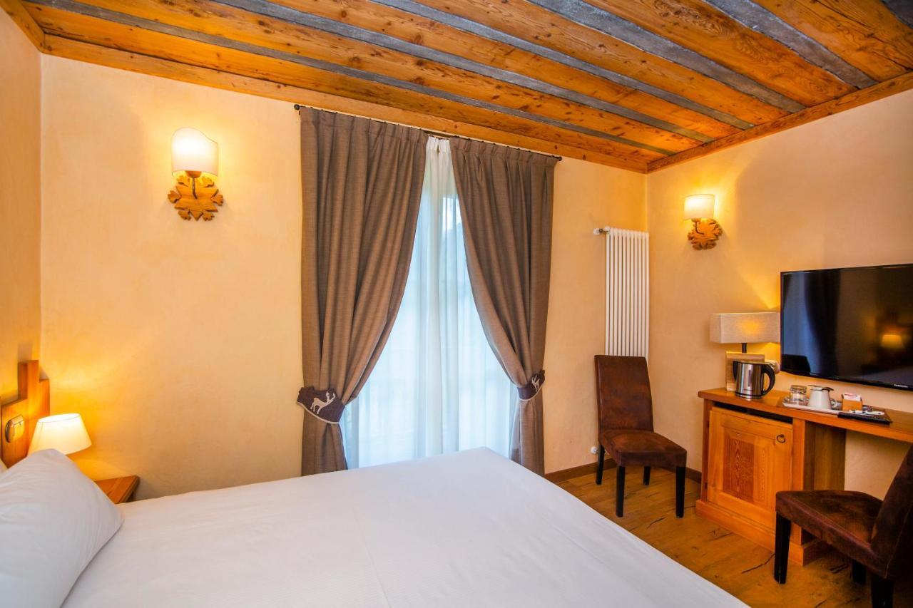 Hotel Les Montagnards Morgex Extérieur photo
