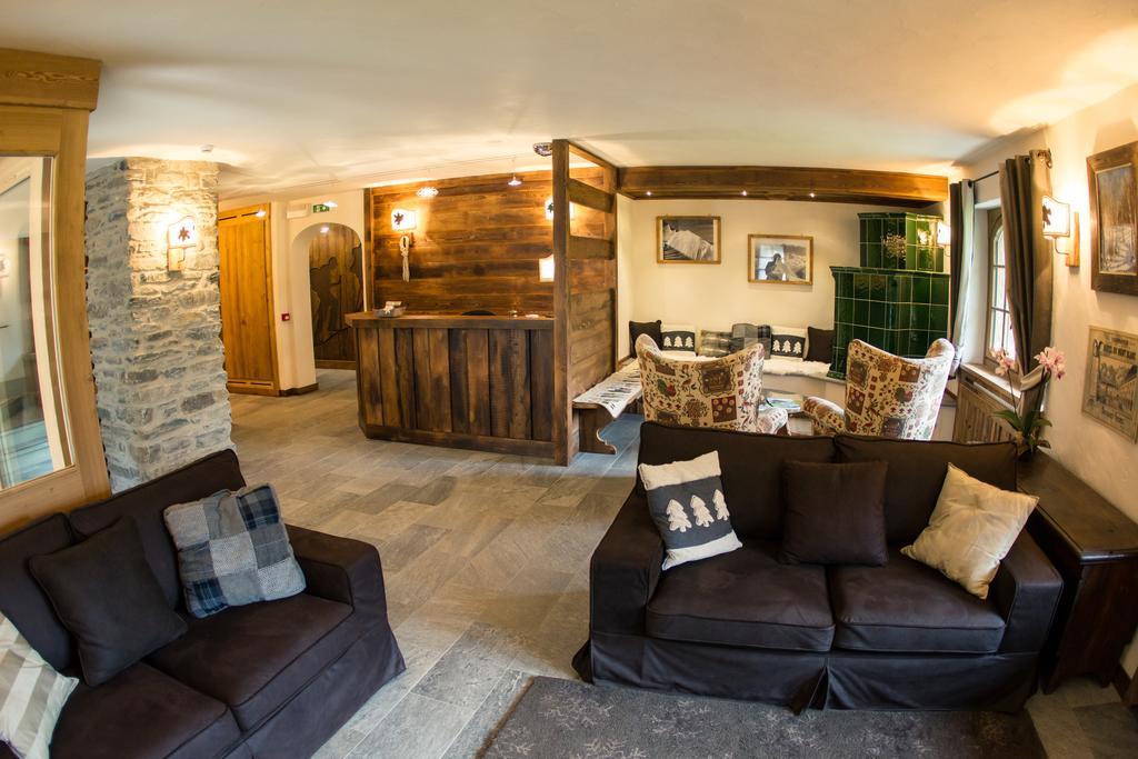 Hotel Les Montagnards Morgex Extérieur photo
