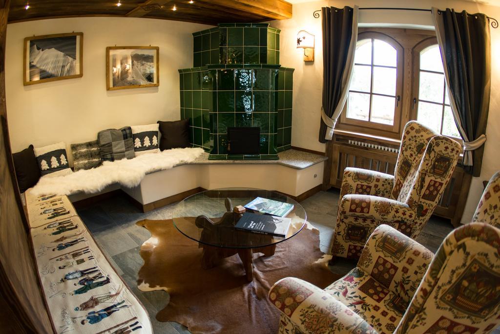 Hotel Les Montagnards Morgex Extérieur photo