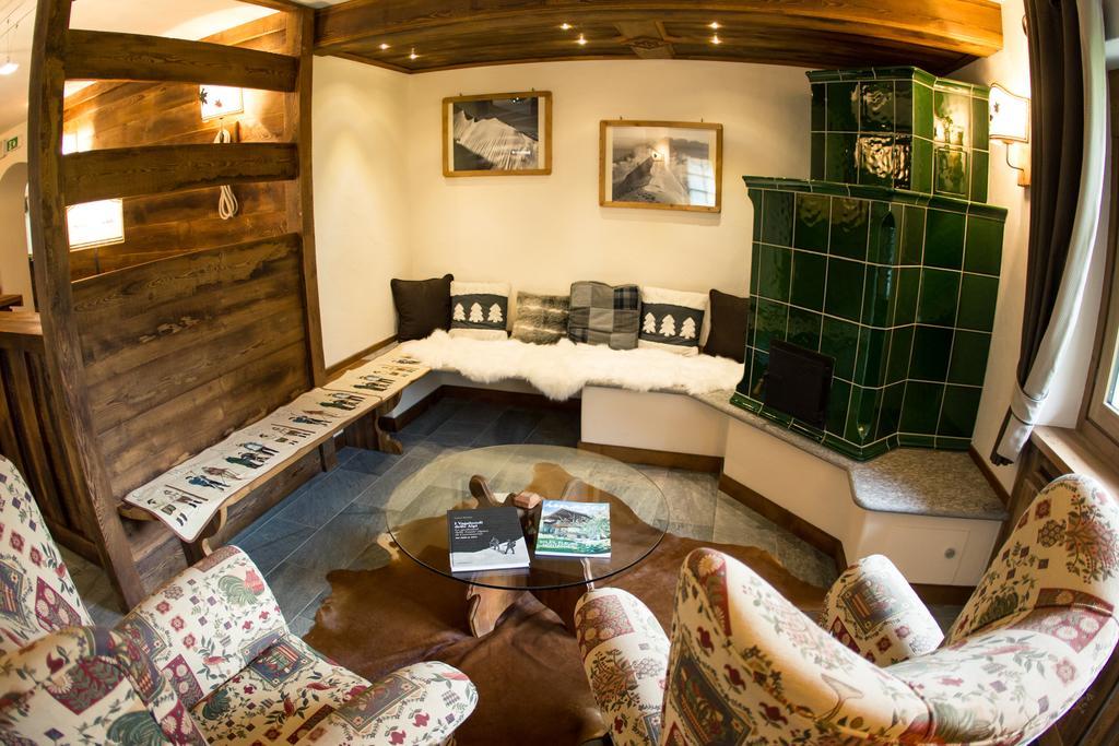 Hotel Les Montagnards Morgex Extérieur photo