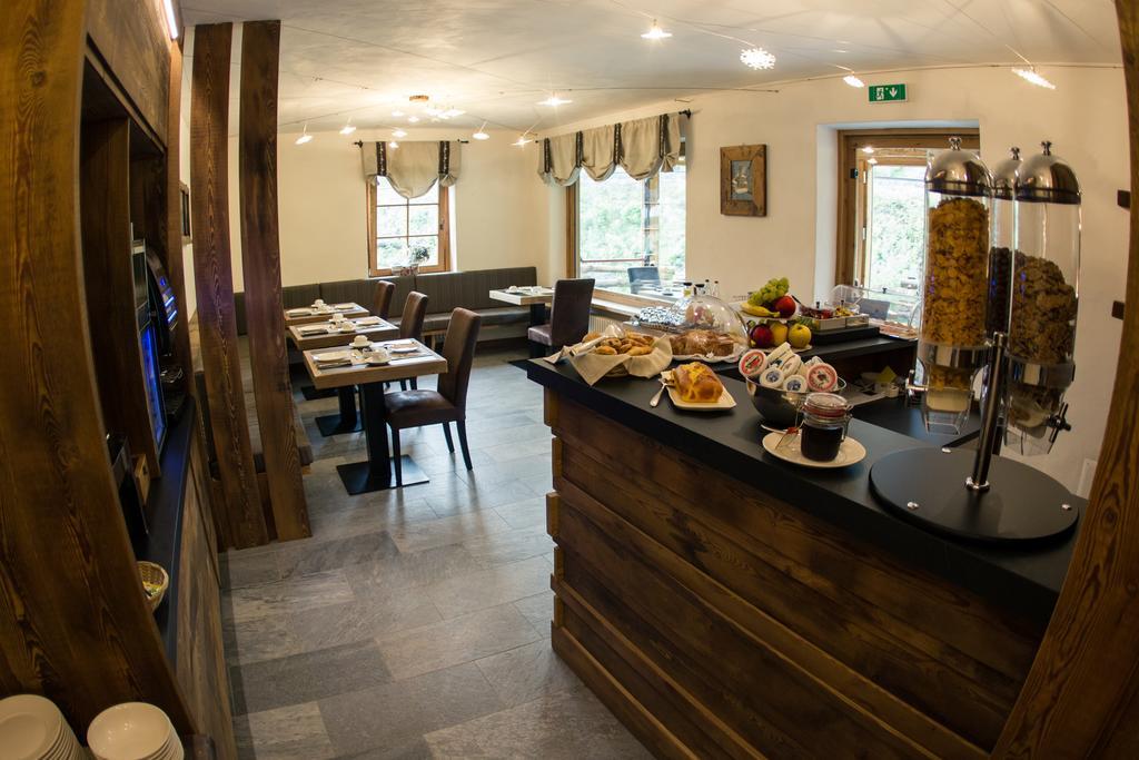 Hotel Les Montagnards Morgex Extérieur photo