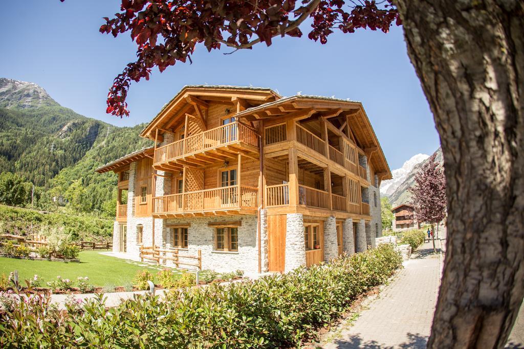 Hotel Les Montagnards Morgex Extérieur photo